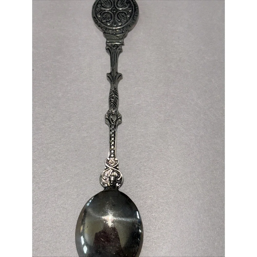 HOLLAND NETHERLANDS SAILBOAT PORCELAIN 3D SOUVENIR TEA SPOON PLATED 3581‎